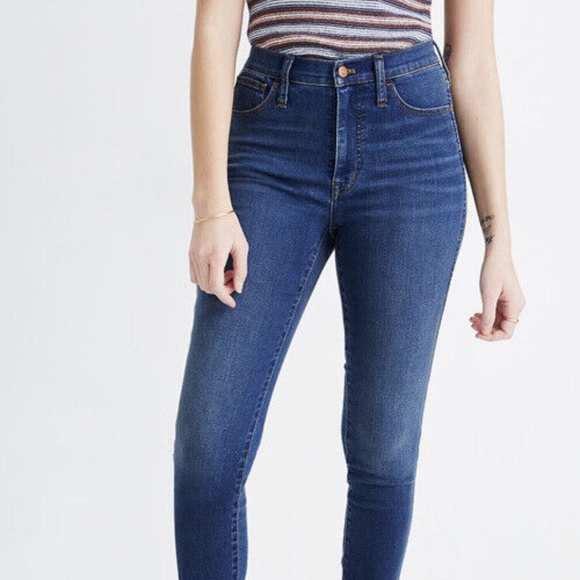Madewell Denim - Madewell Women's 10” Roadtripper Jeans style MA493